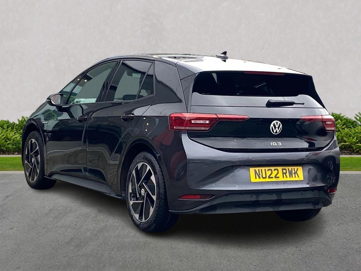 Used Volkswagen ID.3 2022 for sale - 77901637: Photo 2