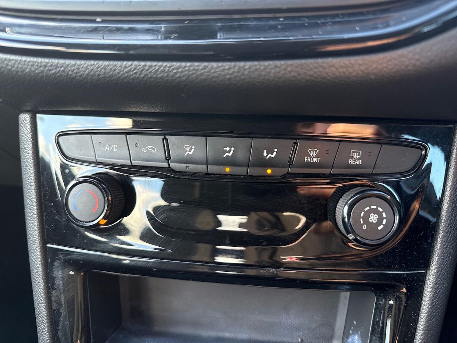 Used Vauxhall Astra 2018 for sale - 76897099: Photo 12