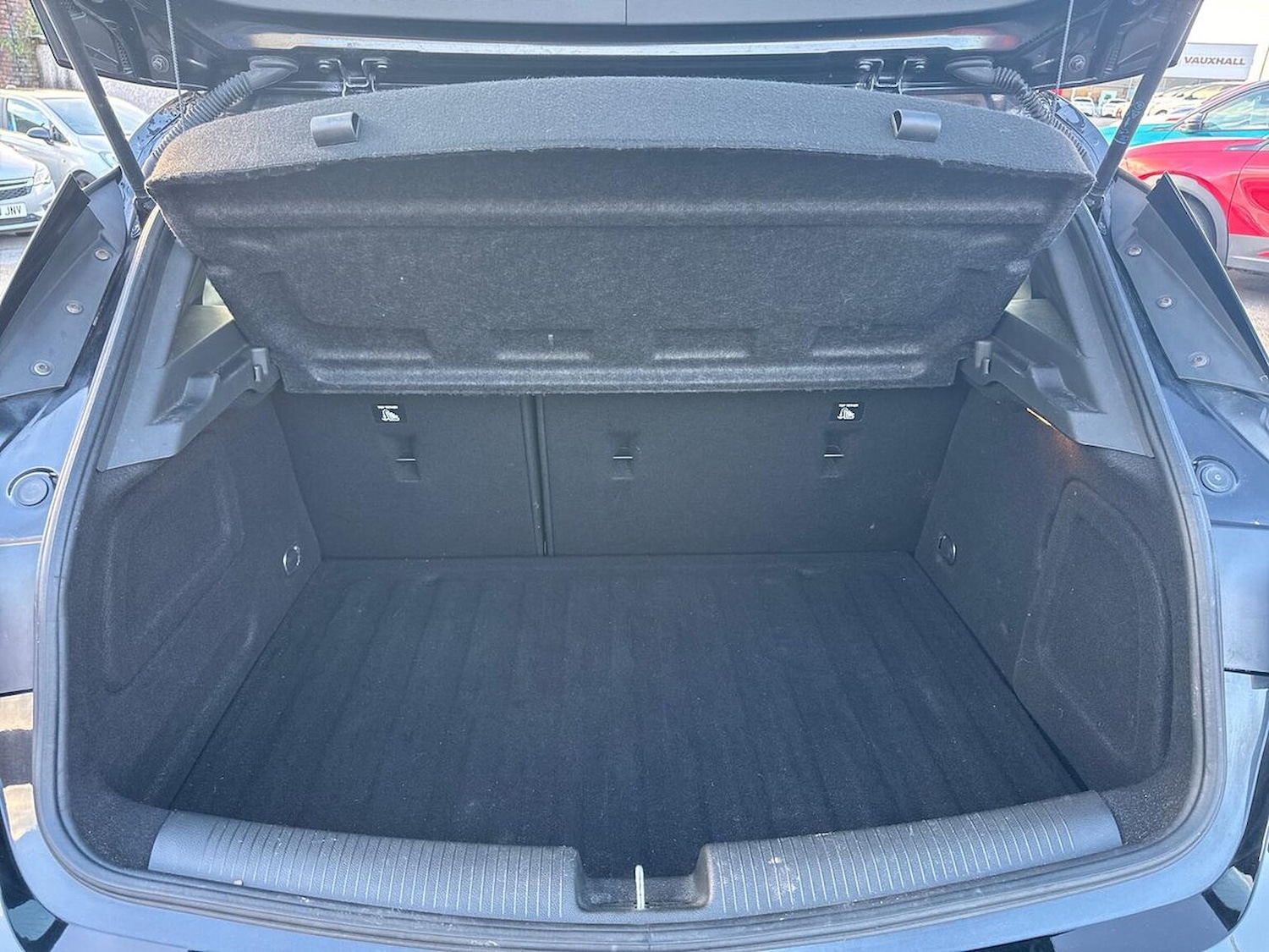 Used Vauxhall Astra 2018 for sale - 76897099: Photo 17