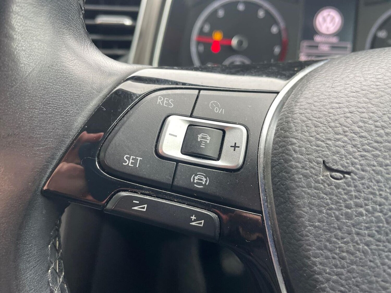 Used Volkswagen T-Roc 2018 for sale - 78195175: Photo 27