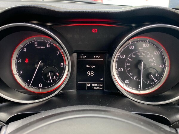 Used Suzuki Swift 2020 for sale - 76057990: Photo 10
