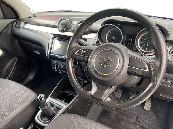 Used Suzuki Swift 2020 for sale - 76057990: Photo 15