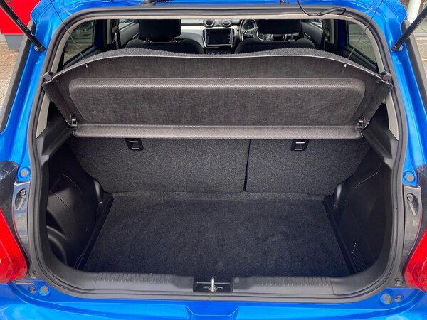 Used Suzuki Swift 2020 for sale - 76057990: Photo 17