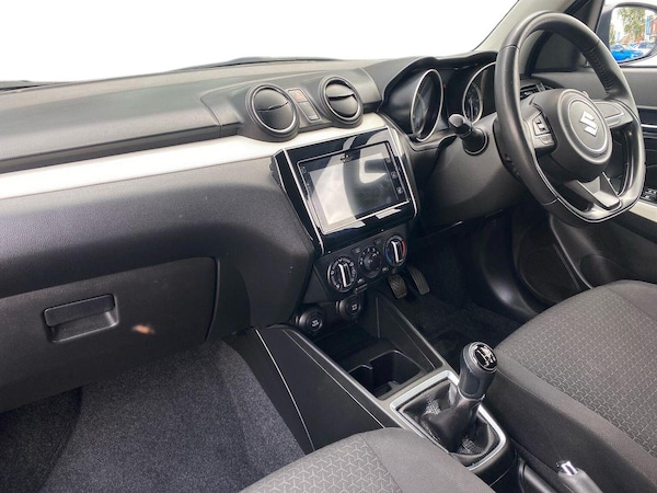 Used Suzuki Swift 2020 for sale - 76057990: Photo 7