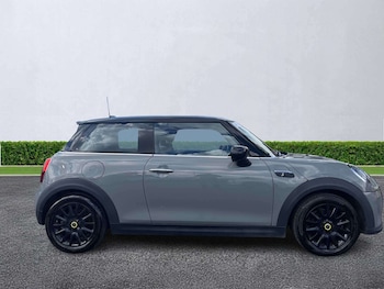Used MINI Hatch 2021 for sale - 78972227: Photo