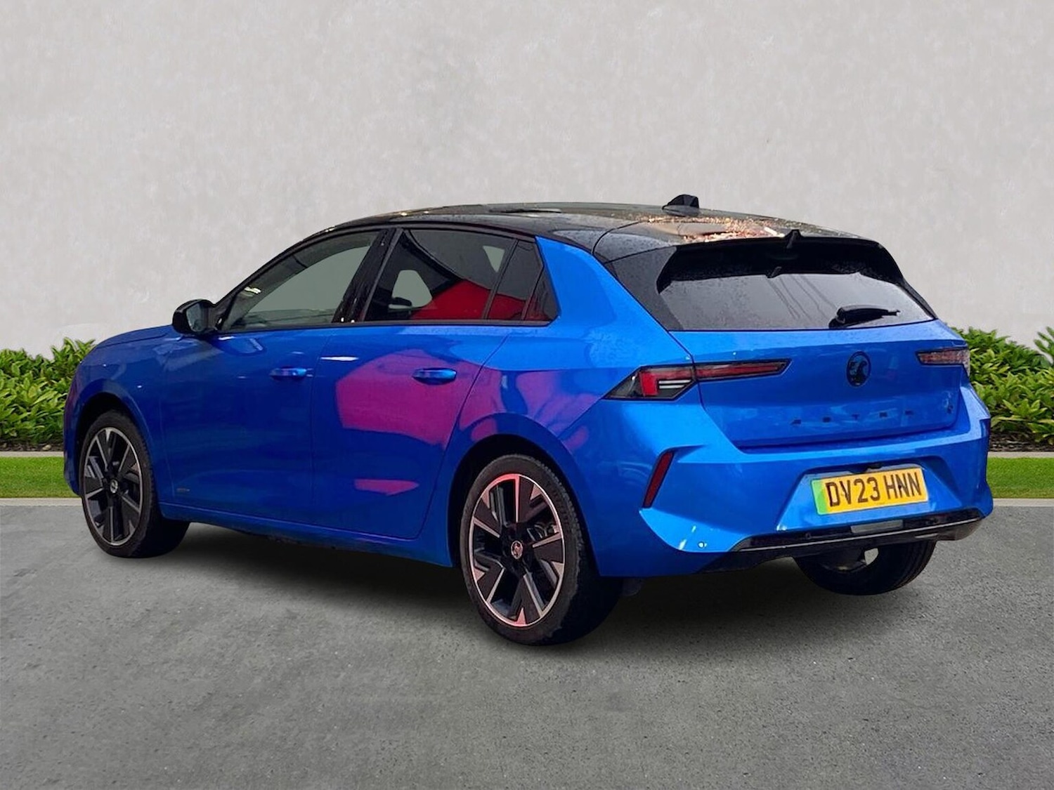 Used Vauxhall Astra 2023 for sale - 77603744: Photo 2