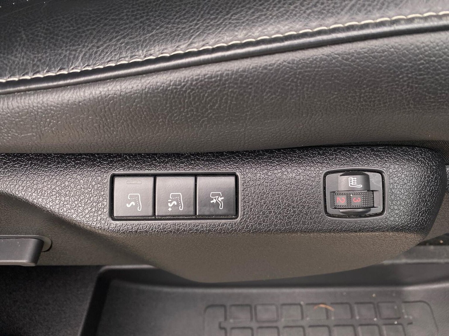 Used Vauxhall Vivaro Life 2023 for sale - 76478179: Photo 30