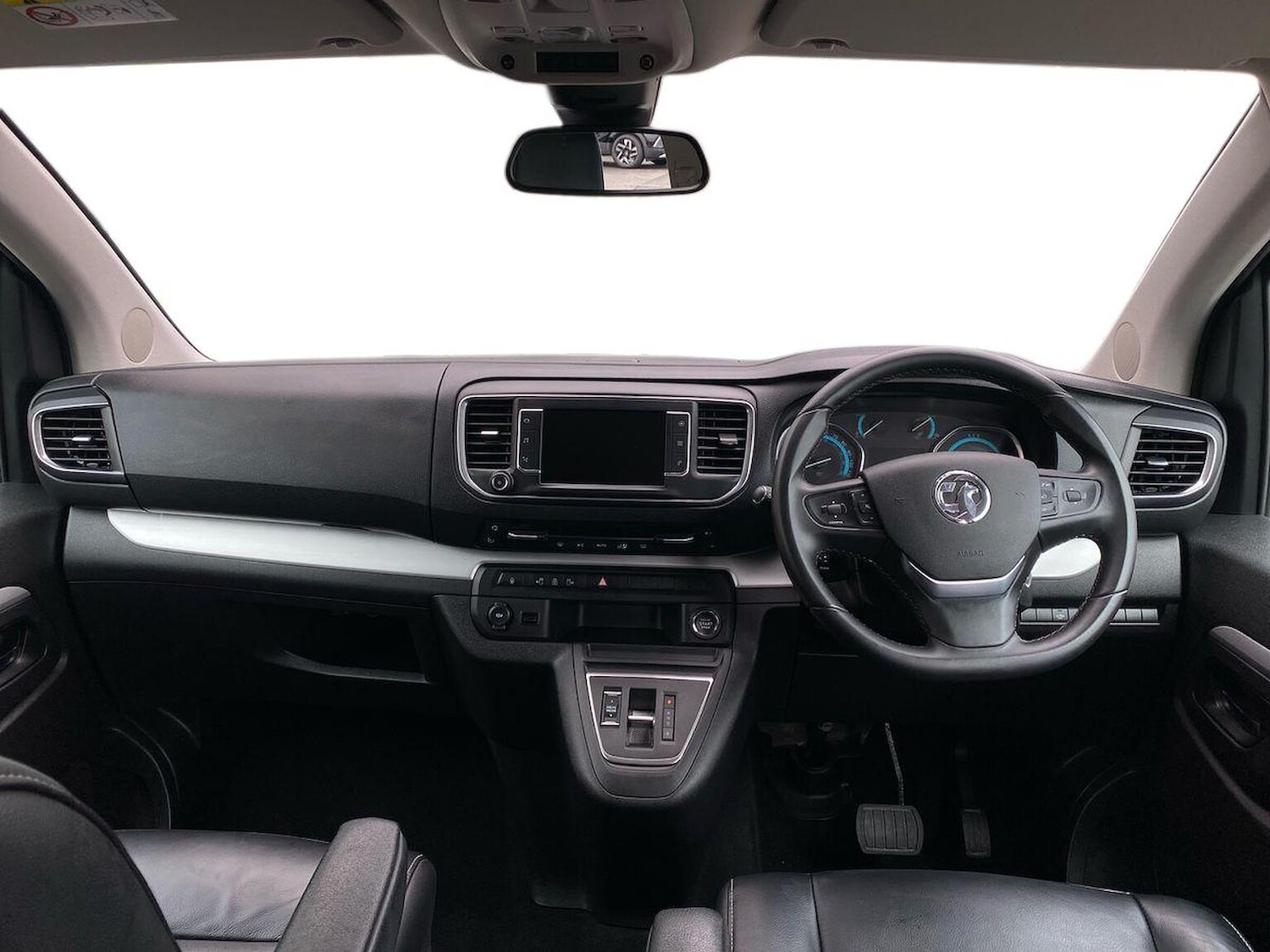 Used Vauxhall Vivaro Life 2023 for sale - 76478179: Photo 8