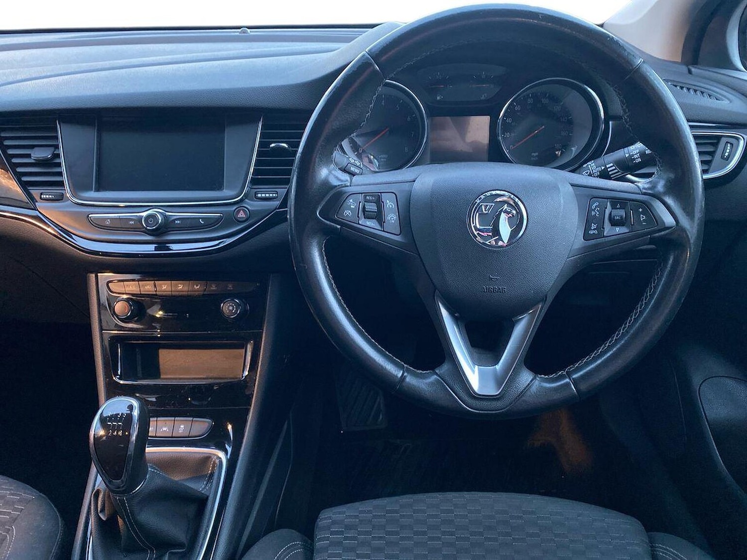 Used Vauxhall Astra 2018 for sale - 77012364: Photo 11