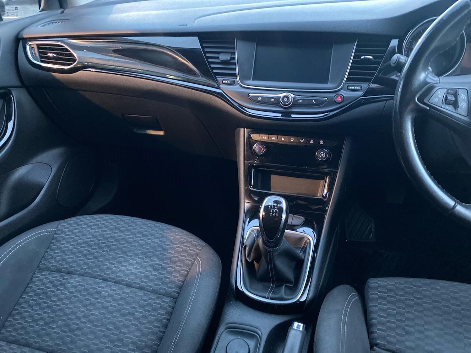 Used Vauxhall Astra 2018 for sale - 77012364: Photo 15