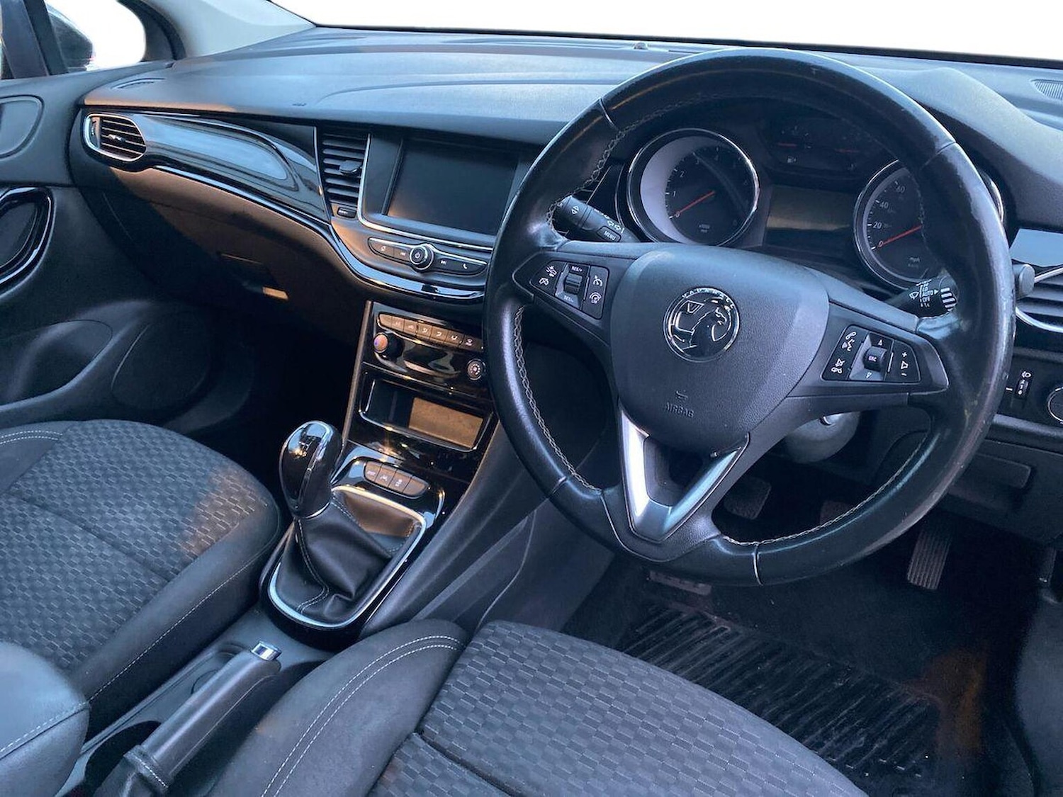 Used Vauxhall Astra 2018 for sale - 77012364: Photo 17