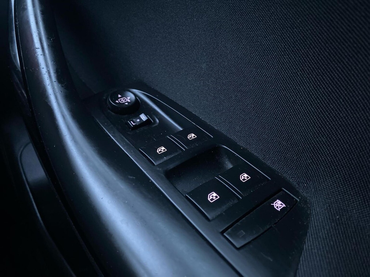 Used Vauxhall Astra 2018 for sale - 77012364: Photo 23