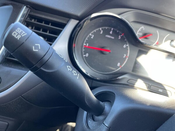 Used Vauxhall Crossland 2022 for sale - 76077801: Photo 26