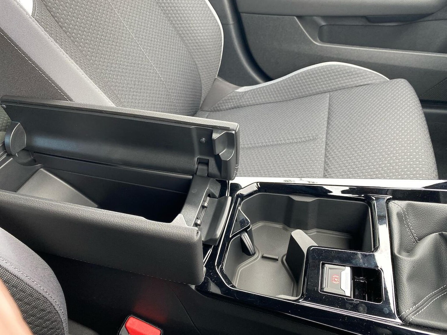 Used Vauxhall Astra 2025 for sale - 76517972: Photo 40