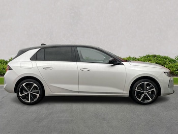 Used Vauxhall Astra 2025 for sale - 76559778: Photo