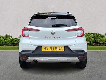 Used Renault Captur 2020 for sale - 77745139: Photo