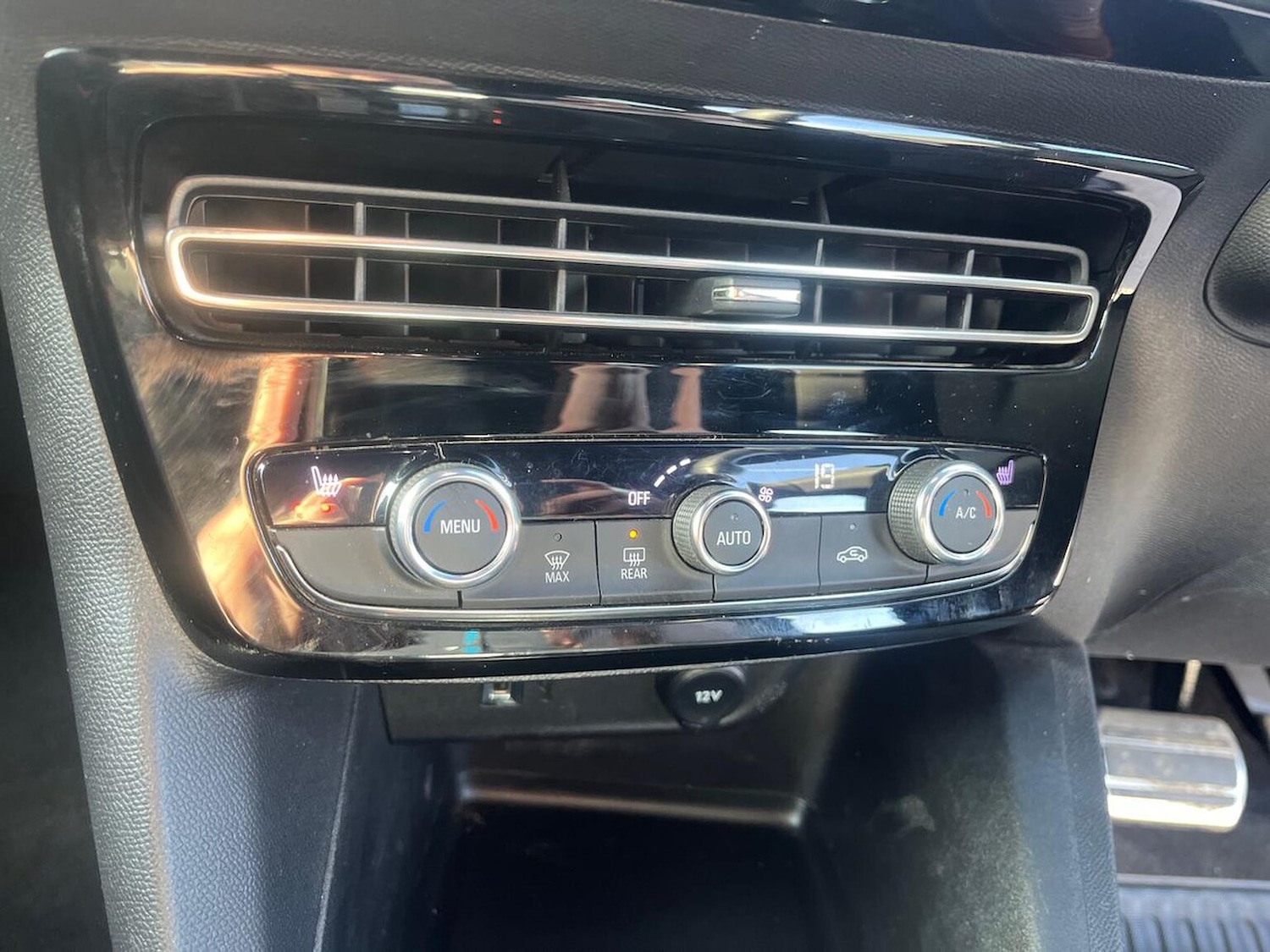 Used Vauxhall Mokka 2022 for sale - 76407413: Photo 12