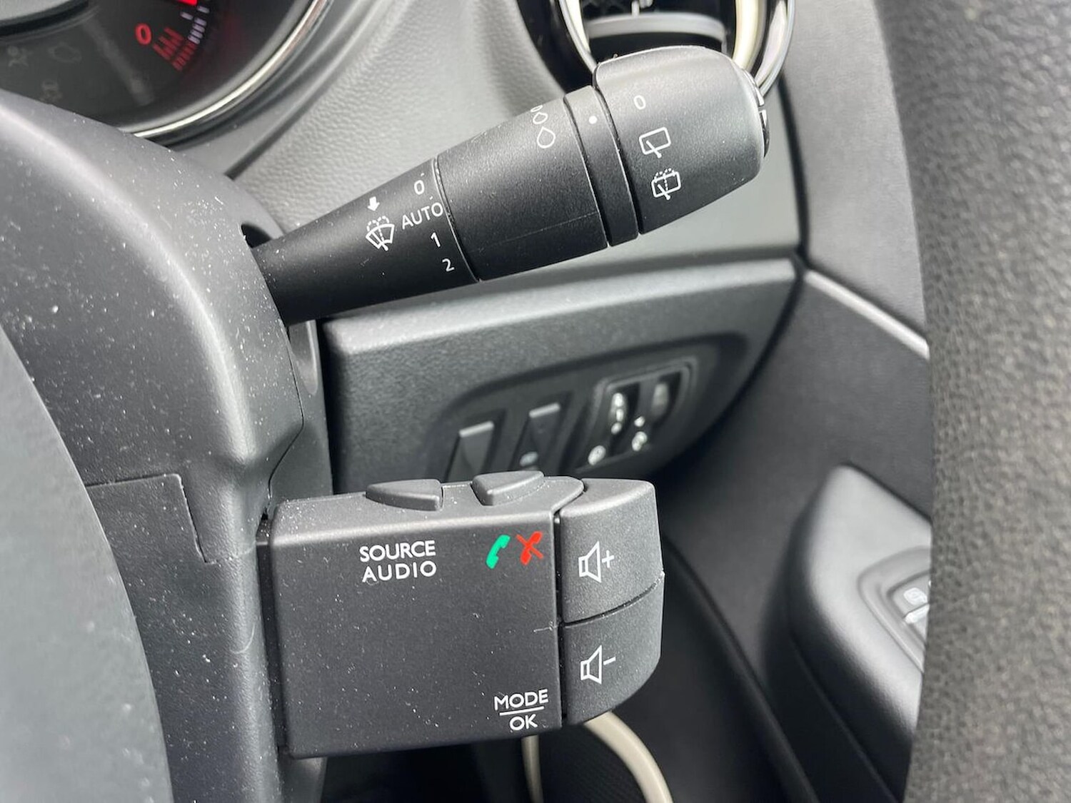 Used Renault Captur 2018 for sale - 78195501: Photo 28