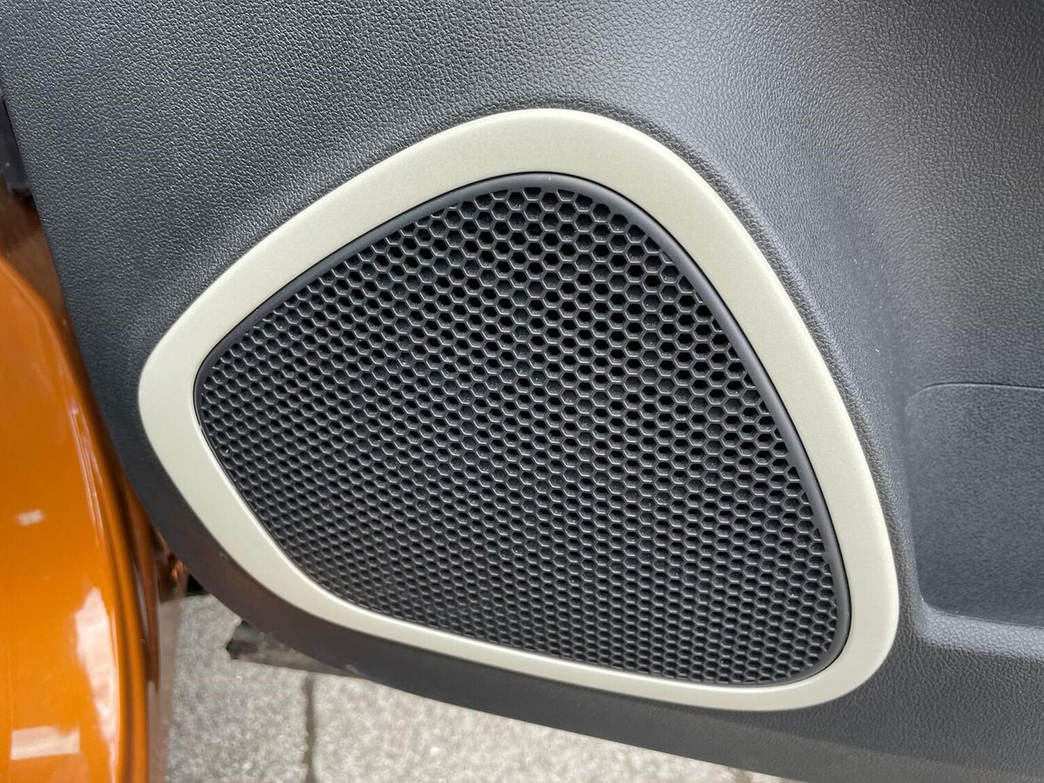 Used Renault Captur 2018 for sale - 78195501: Photo 30