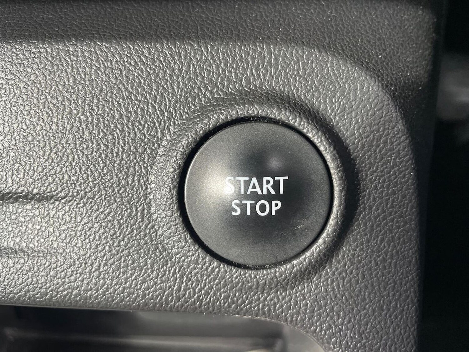 Used Renault Captur 2018 for sale - 78195501: Photo 42