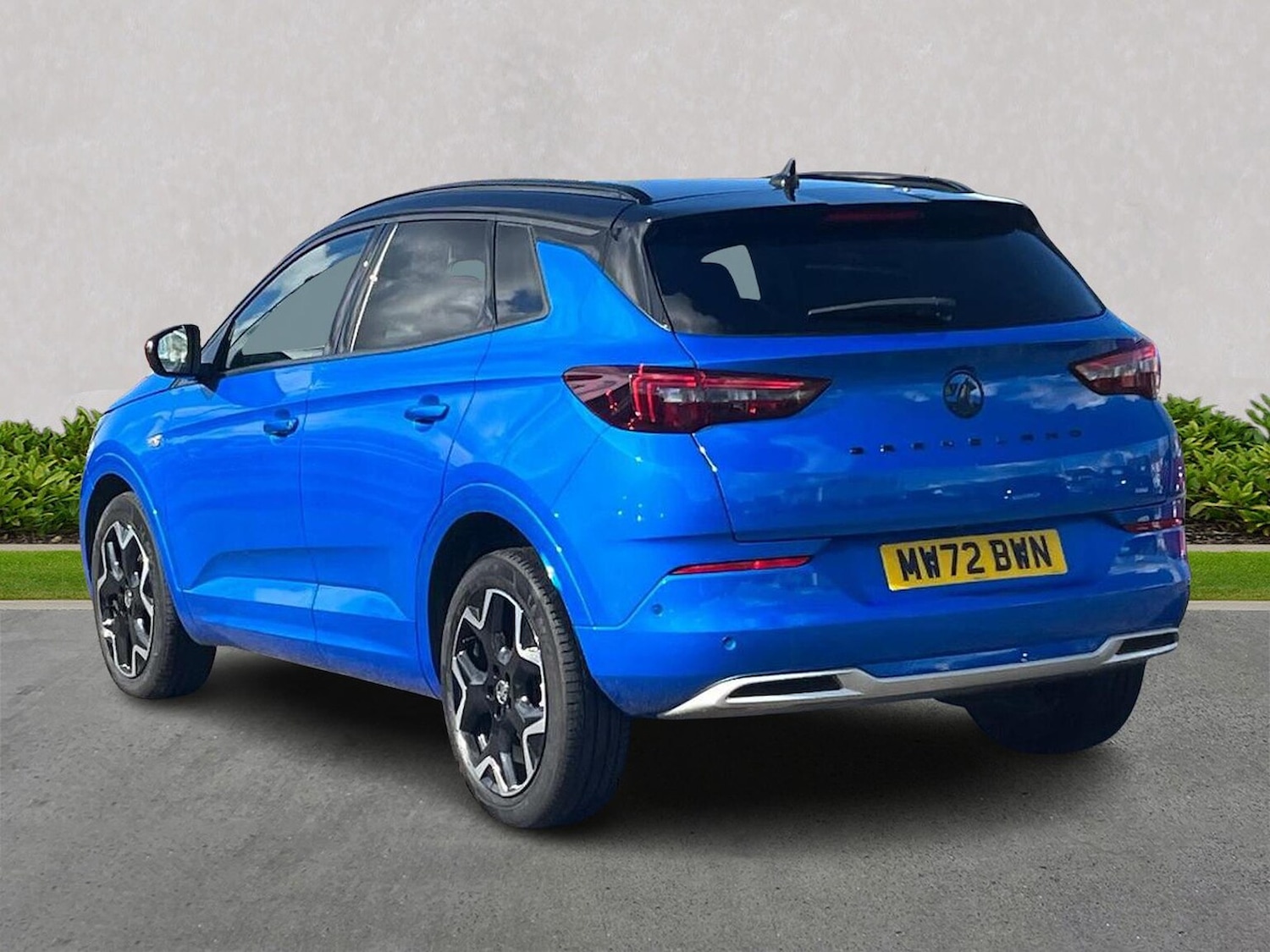 Used Vauxhall Grandland 2022 for sale - 76352509: Photo 2