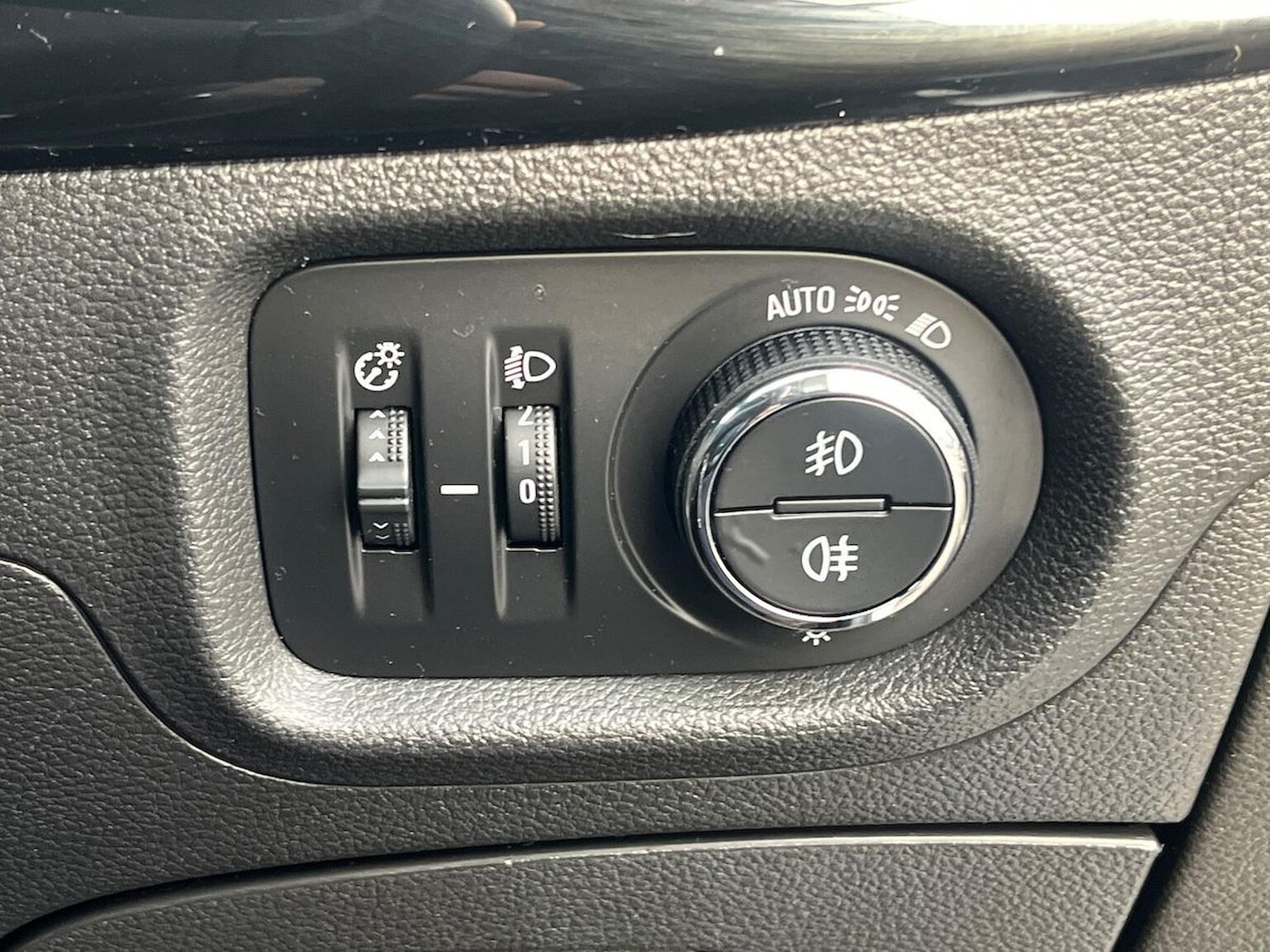 Used Vauxhall Astra 2018 for sale - 76707511: Photo 22