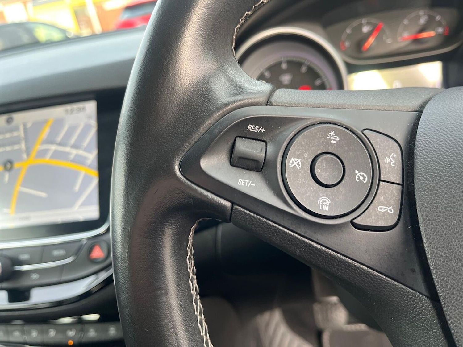 Used Vauxhall Astra 2018 for sale - 76707511: Photo 25