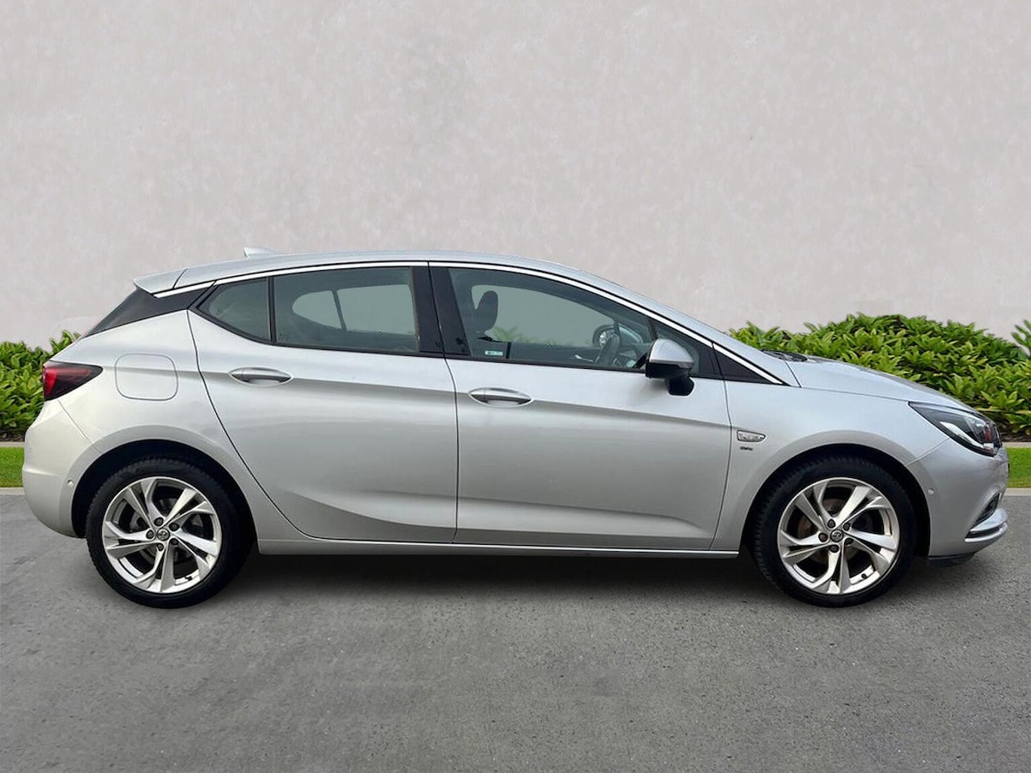 Used Vauxhall Astra 2018 for sale - 76707511: Photo 3