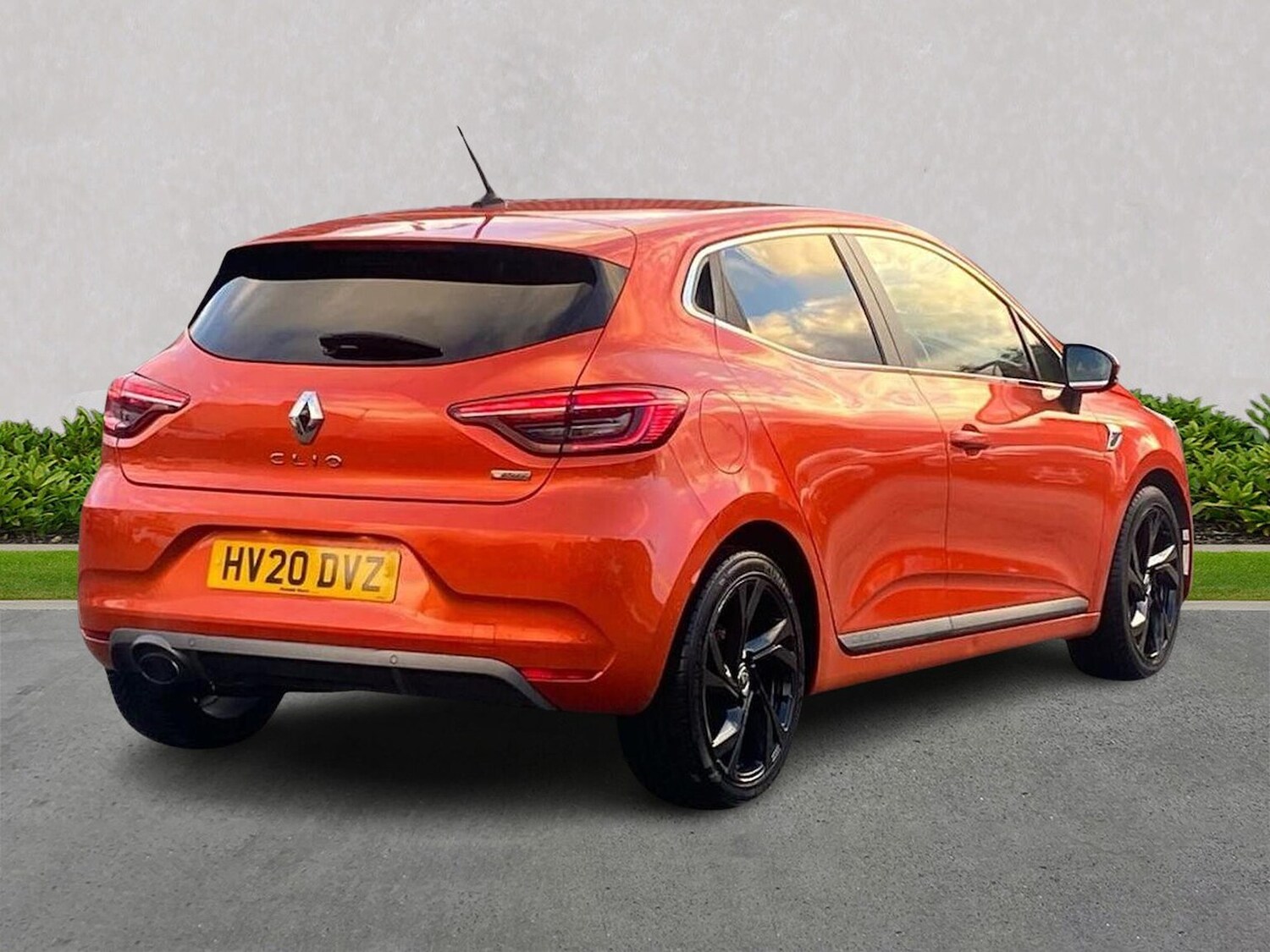 Used Renault Clio 2020 for sale - 76741205: Photo 18