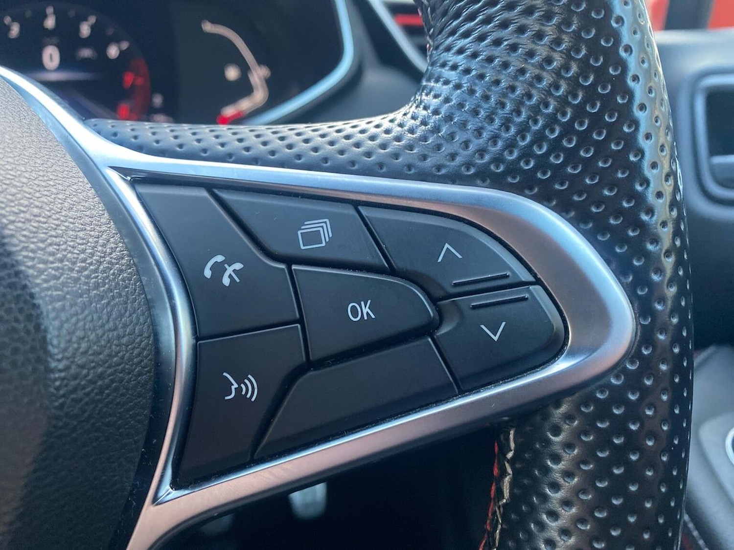 Used Renault Clio 2020 for sale - 76741205: Photo 27