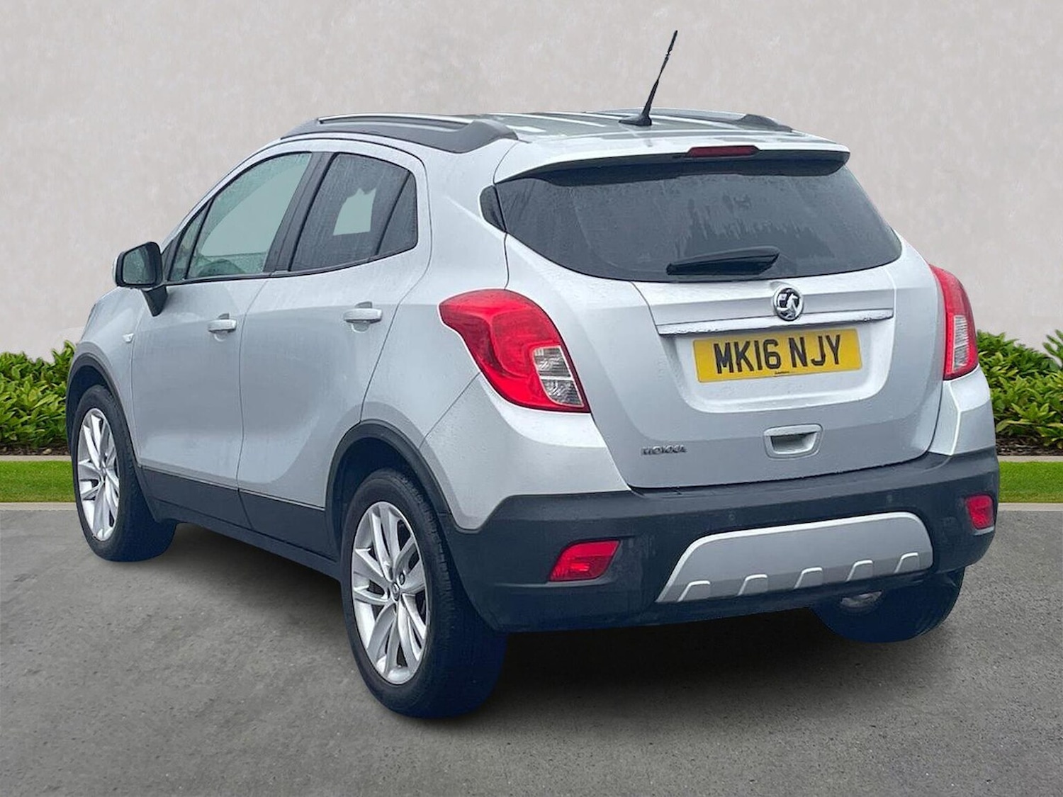 Used Vauxhall Mokka 2016 for sale - 75982249: Photo 2