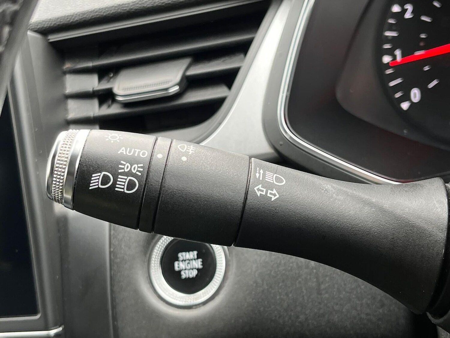 Used Renault Captur 2020 for sale - 77616779: Photo 28