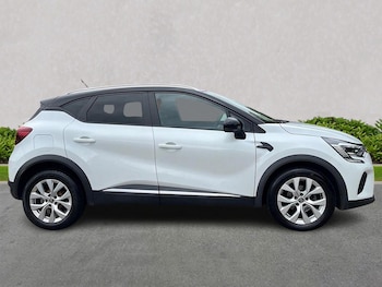 Used Renault Captur 2020 for sale - 77616779: Photo