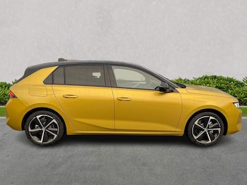 Used Vauxhall Astra 2025 for sale - 76541909: Photo