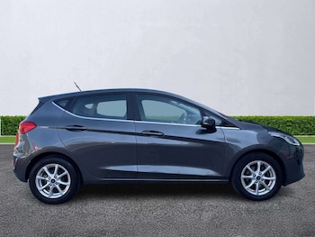 Used Ford Fiesta 2019 for sale - 79019774: Photo