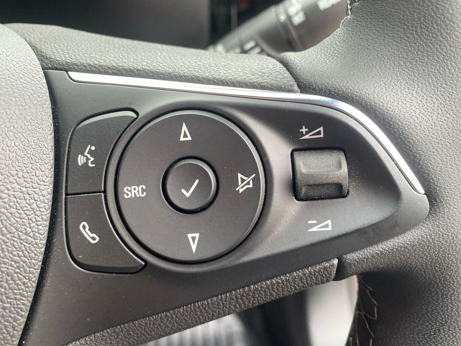 Used Vauxhall Mokka 2024 for sale - 76340593: Photo 24