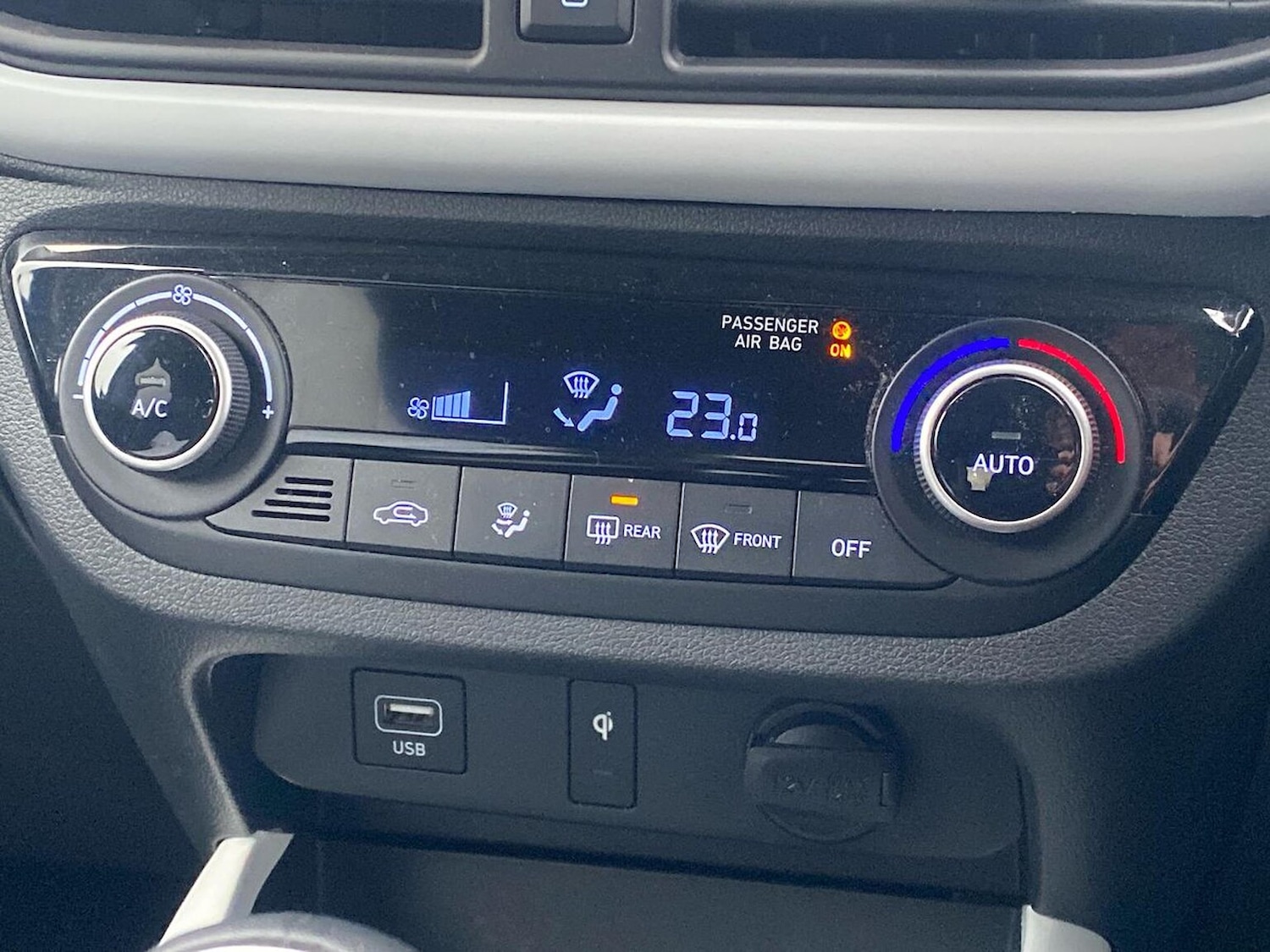 Used Hyundai i10 2022 for sale - 76821726: Photo 12