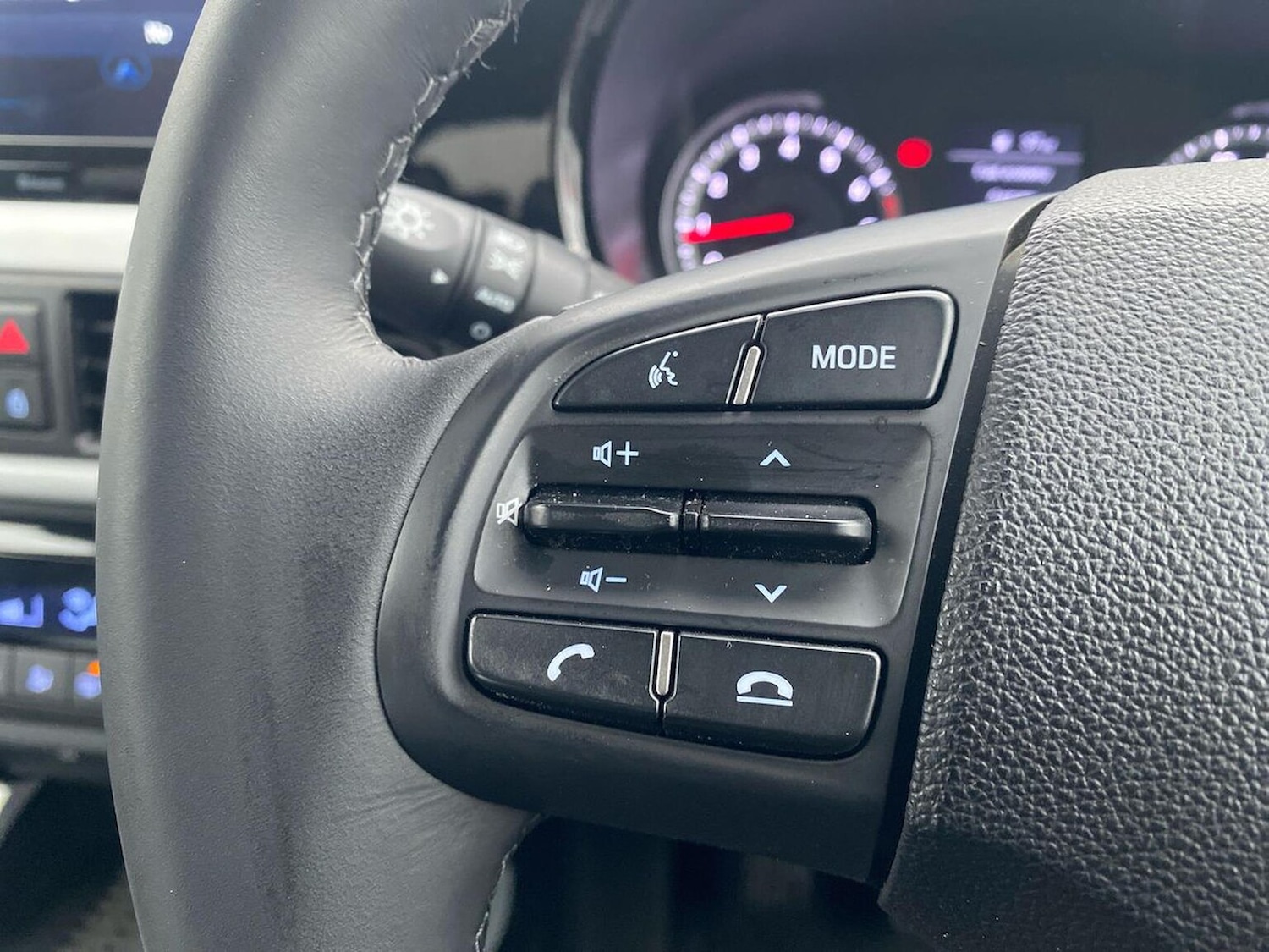 Used Hyundai i10 2022 for sale - 76821726: Photo 26