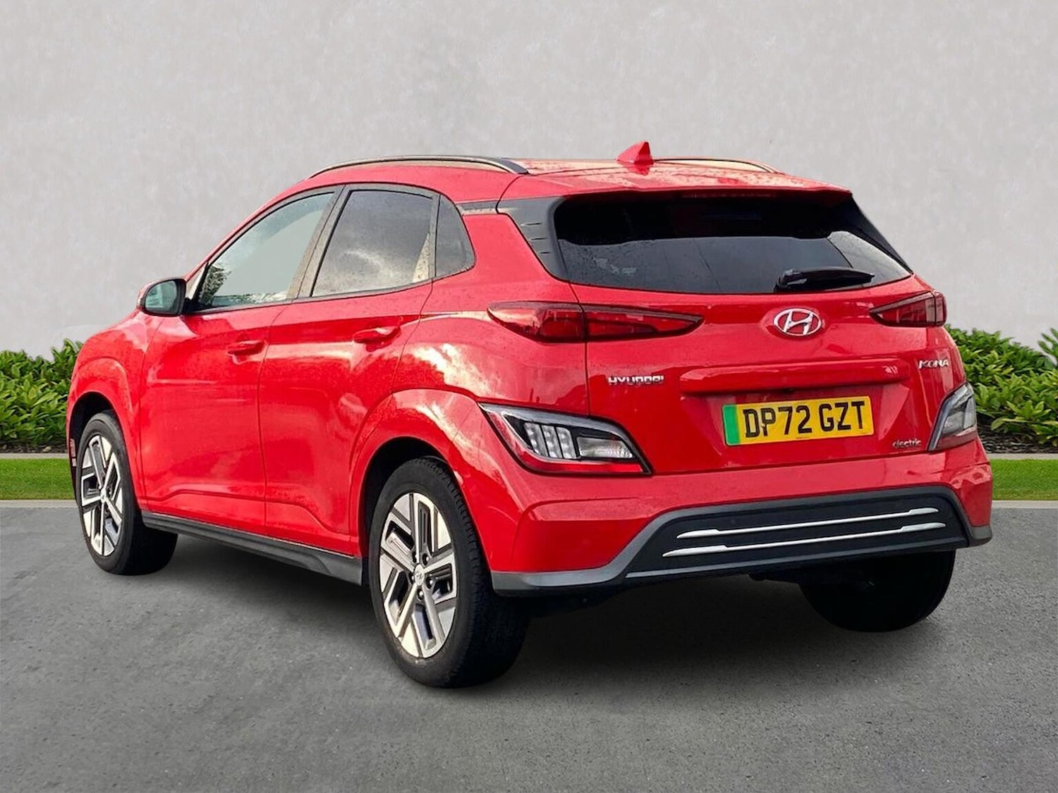 Used Hyundai KONA 2022 for sale - 76391750: Photo 2