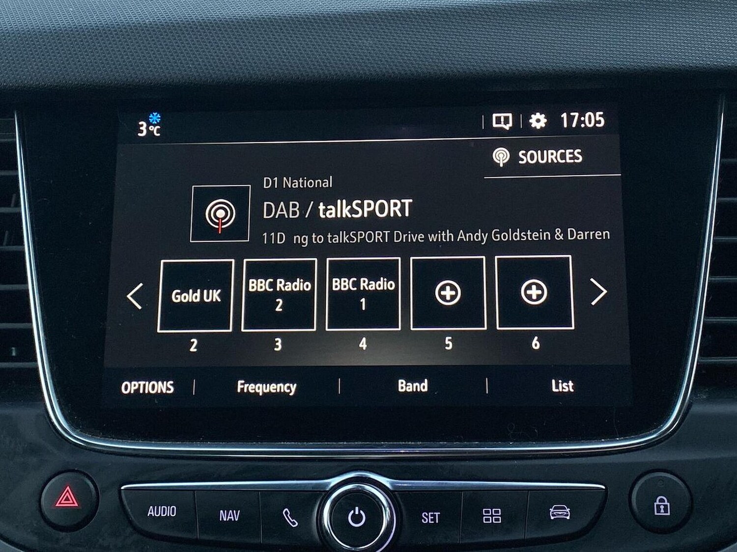 Used Vauxhall Crossland 2022 for sale - 76605587: Photo 11