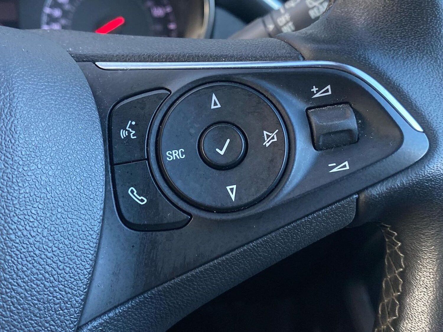 Used Vauxhall Crossland 2022 for sale - 76799370: Photo 25