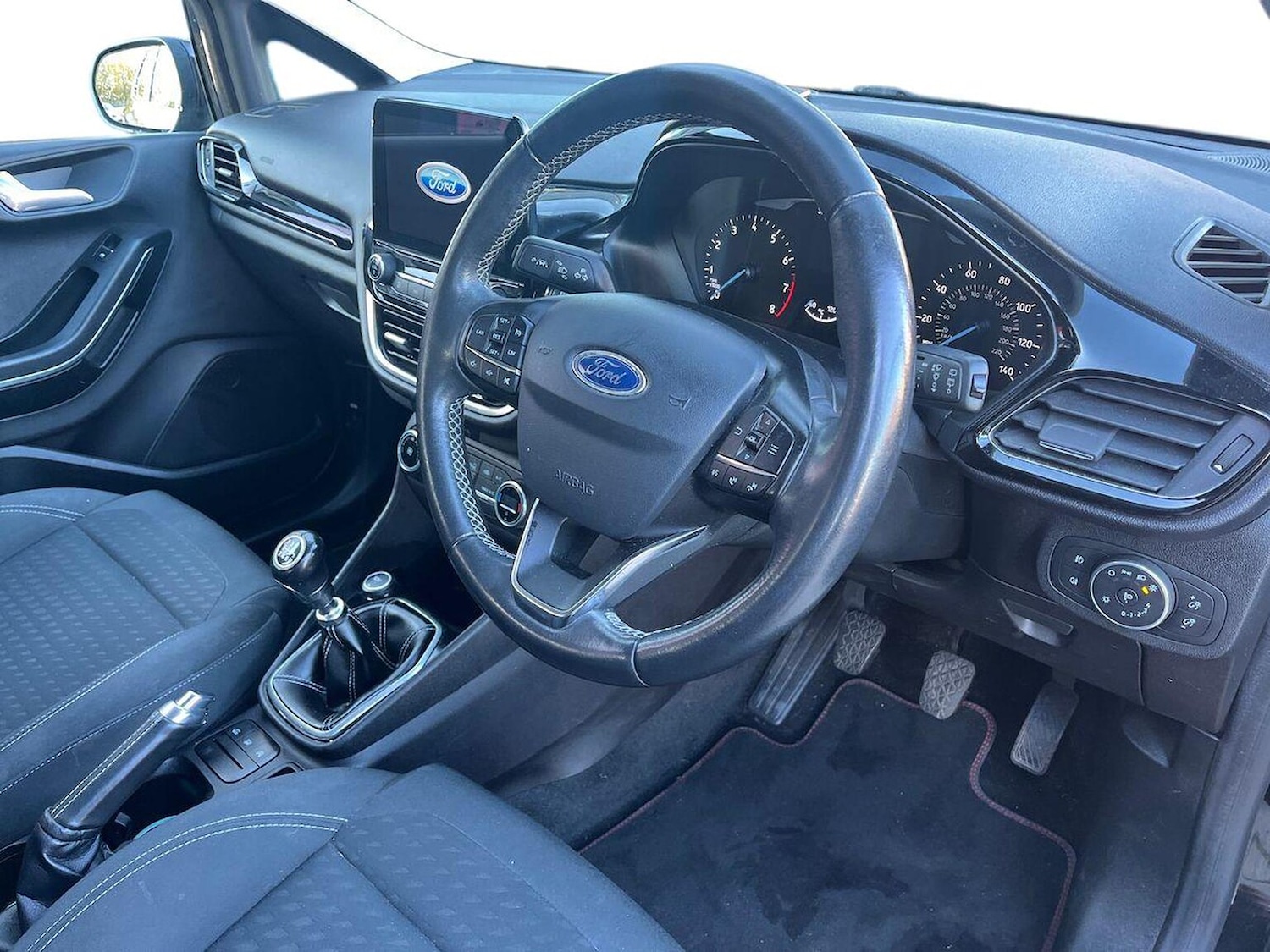 Used Ford Fiesta 2017 for sale - 76638903: Photo 15