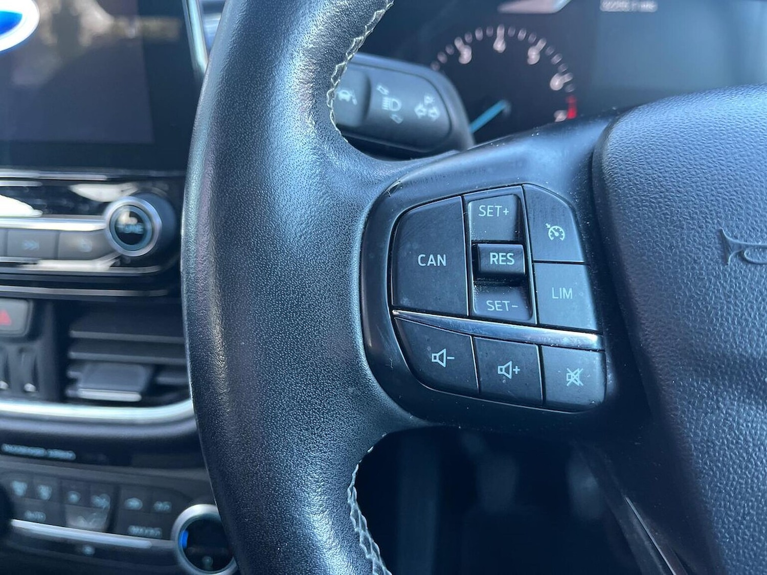 Used Ford Fiesta 2017 for sale - 76638903: Photo 25