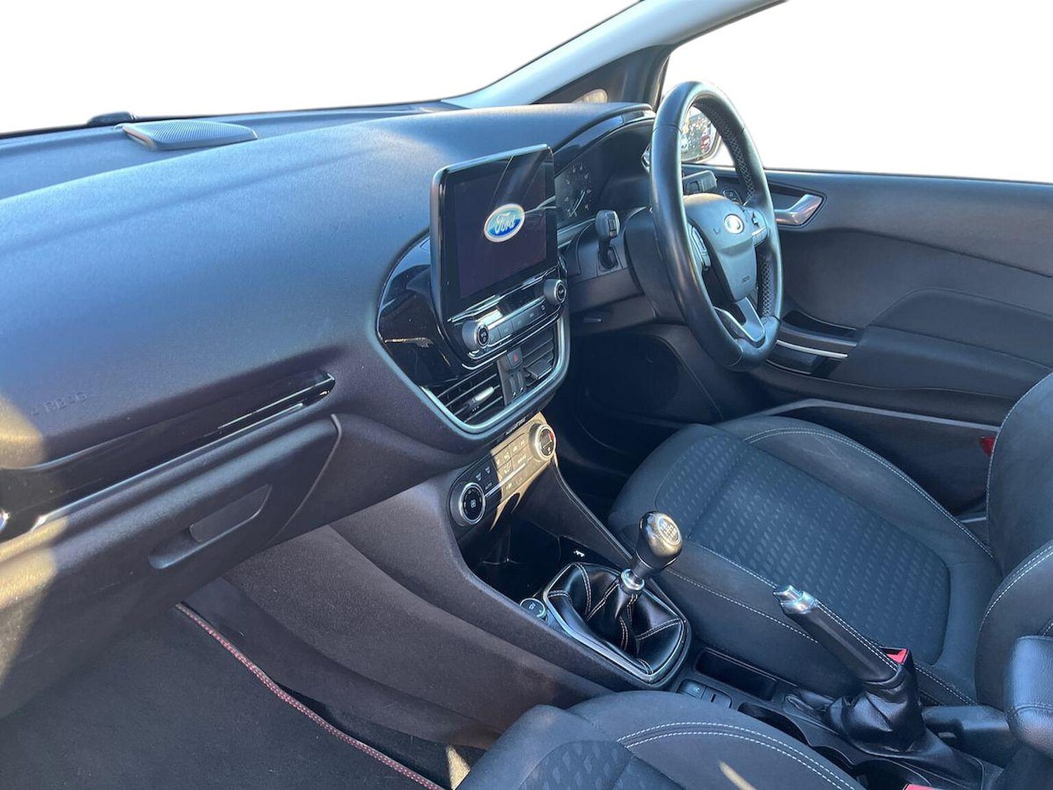 Used Ford Fiesta 2017 for sale - 76638903: Photo 7