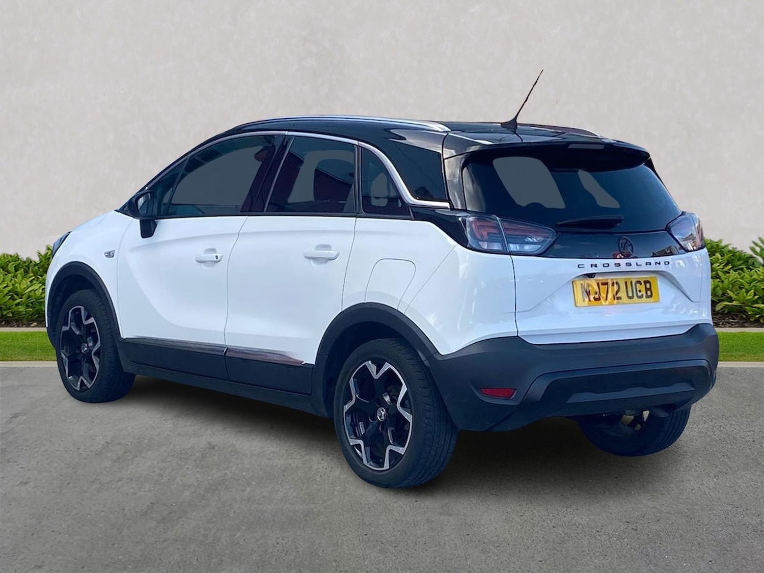 Used Vauxhall Crossland 2022 for sale - 78195475: Photo 2