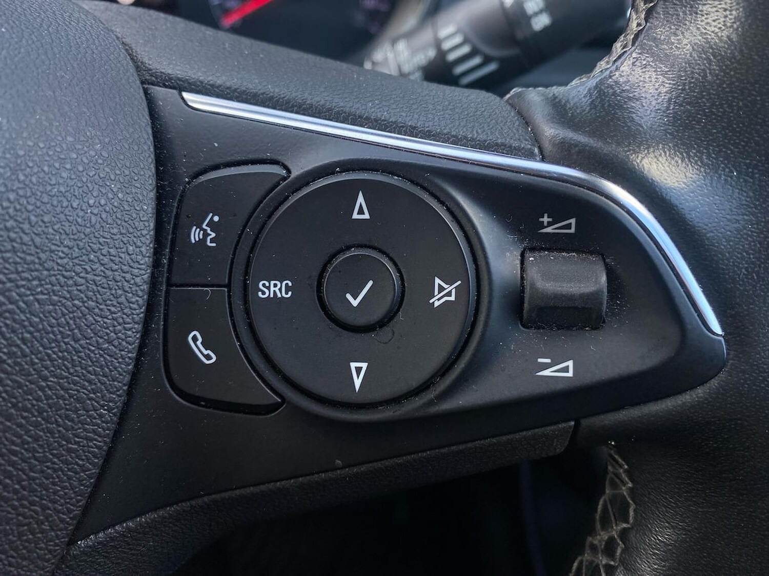 Used Vauxhall Crossland 2022 for sale - 78195475: Photo 28