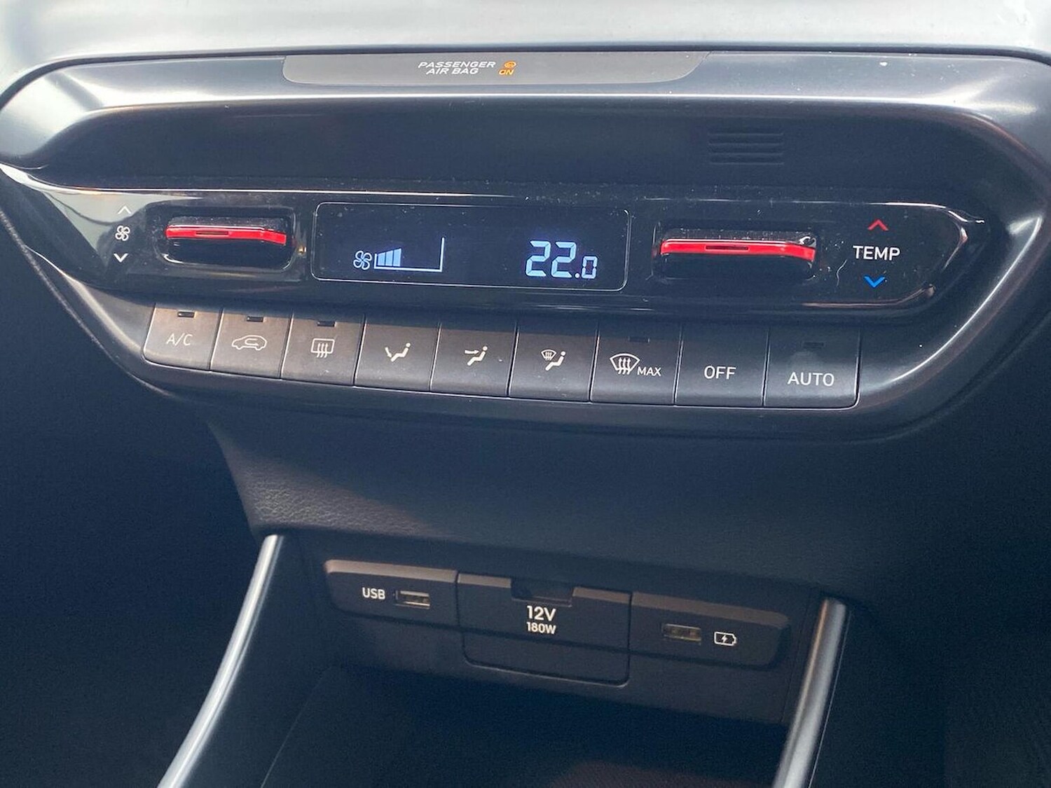 Used Hyundai i20 2023 for sale - 78195310: Photo 14