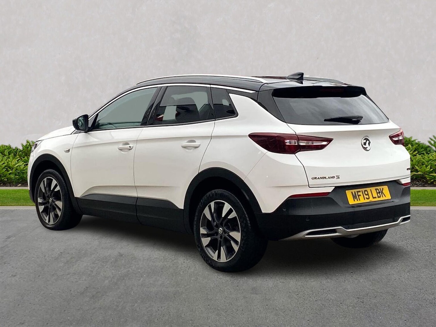 Used Vauxhall Grandland X 2019 for sale - 76477212: Photo 2