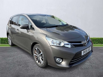Used Toyota Verso 2016 for sale - 79254933: Photo