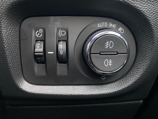 Used Vauxhall Corsa 2023 for sale - 76206094: Photo 25